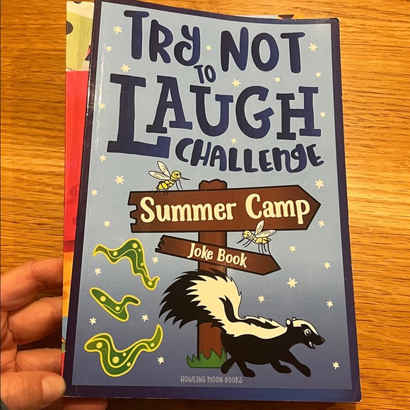 Jokes and Riddles Book Set - Picture 4 of 6